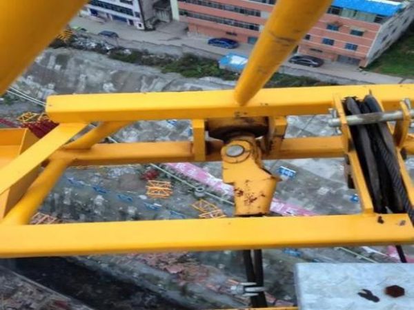 鞍山市吊车租赁公司_省直辖县级吊车出租的安全装置及知识